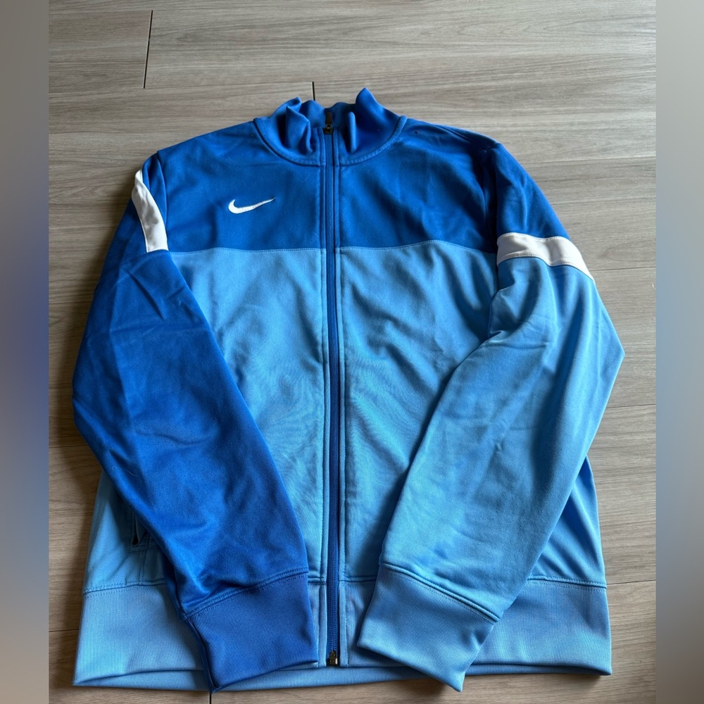 Nike Men's Two-Tone Blue Windbreaker
